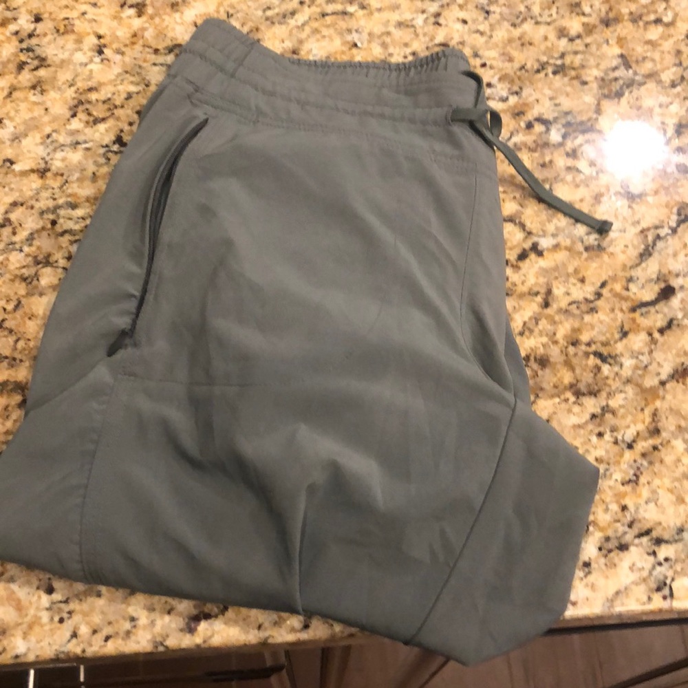 Athleta Capri